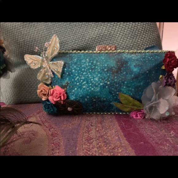 Shoes and matching handbag - Picture 4 of 8